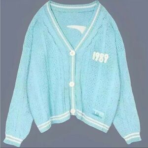 Taylor Swift 1989 cardigan